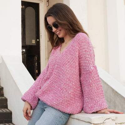 Zohar Twist Oversized V Neck Jumper in Pink