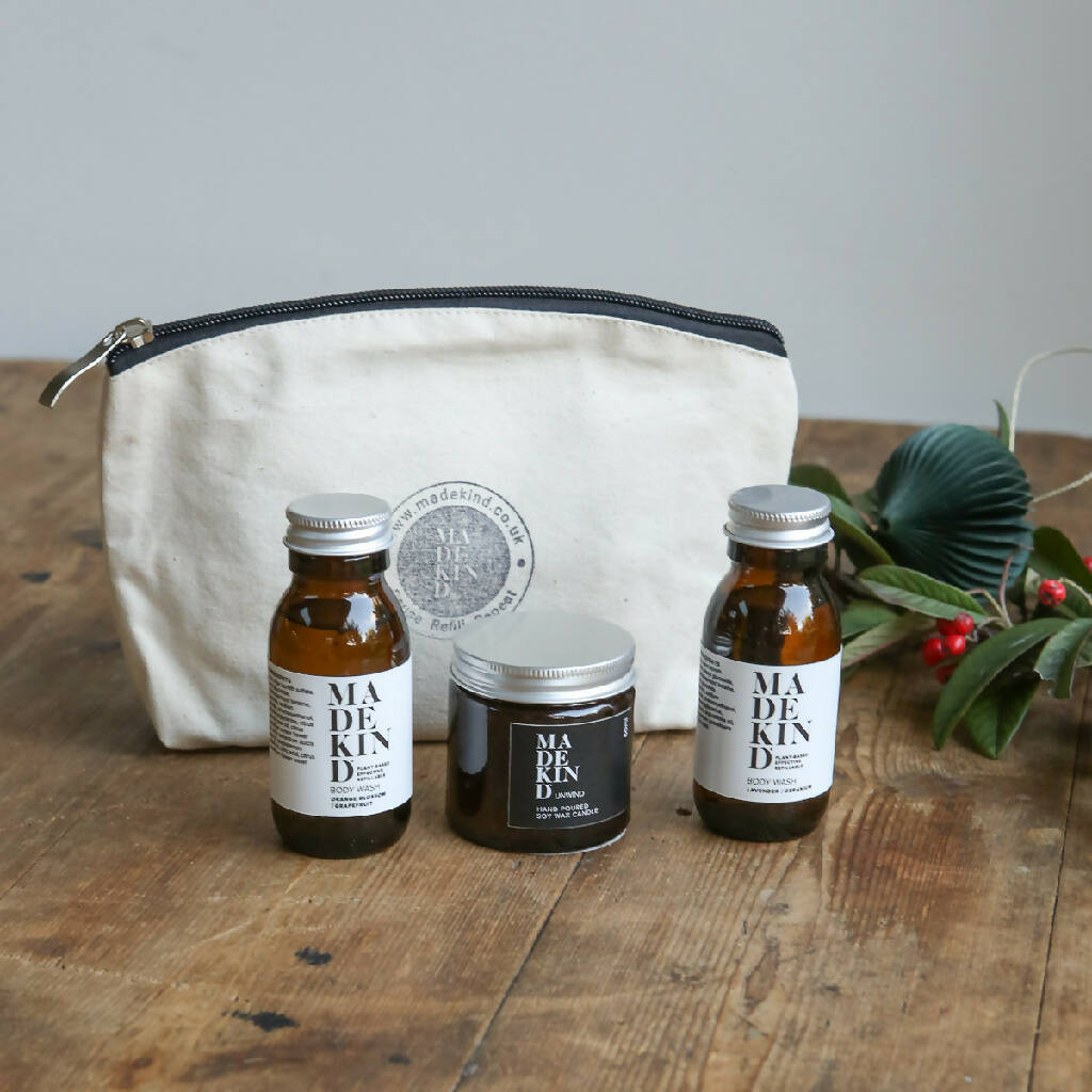 Toiletry Bag with Aromatherapy Candle & Body Wash
