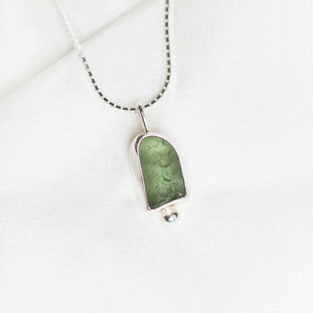Eleri Sea Glass Necklace in Green
