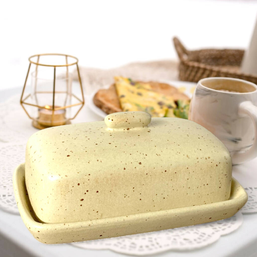 Butter Dish in Oatmeal Speckle Glaze