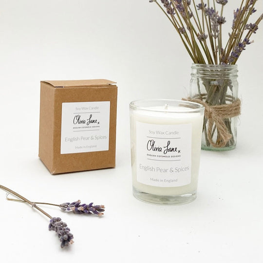 9Cl Candle - English Pear and Spices