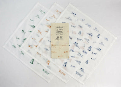 Dogs Handkerchiefs, 3-pack in a fabric bag in 100% organic cotton