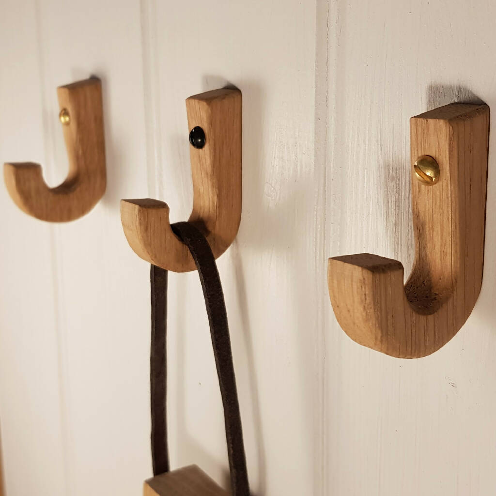 Floating Oak Peg Hook -  UK