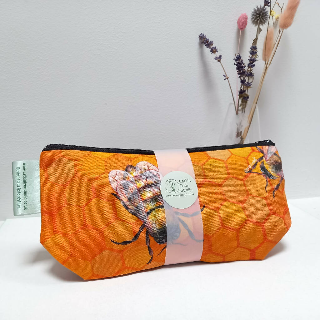 'Honeybees' Giftset Cotton Zip Pouch Wash Bag