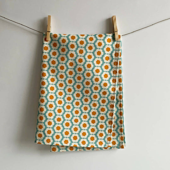 Retro Daisy Tea Towel in Aqua