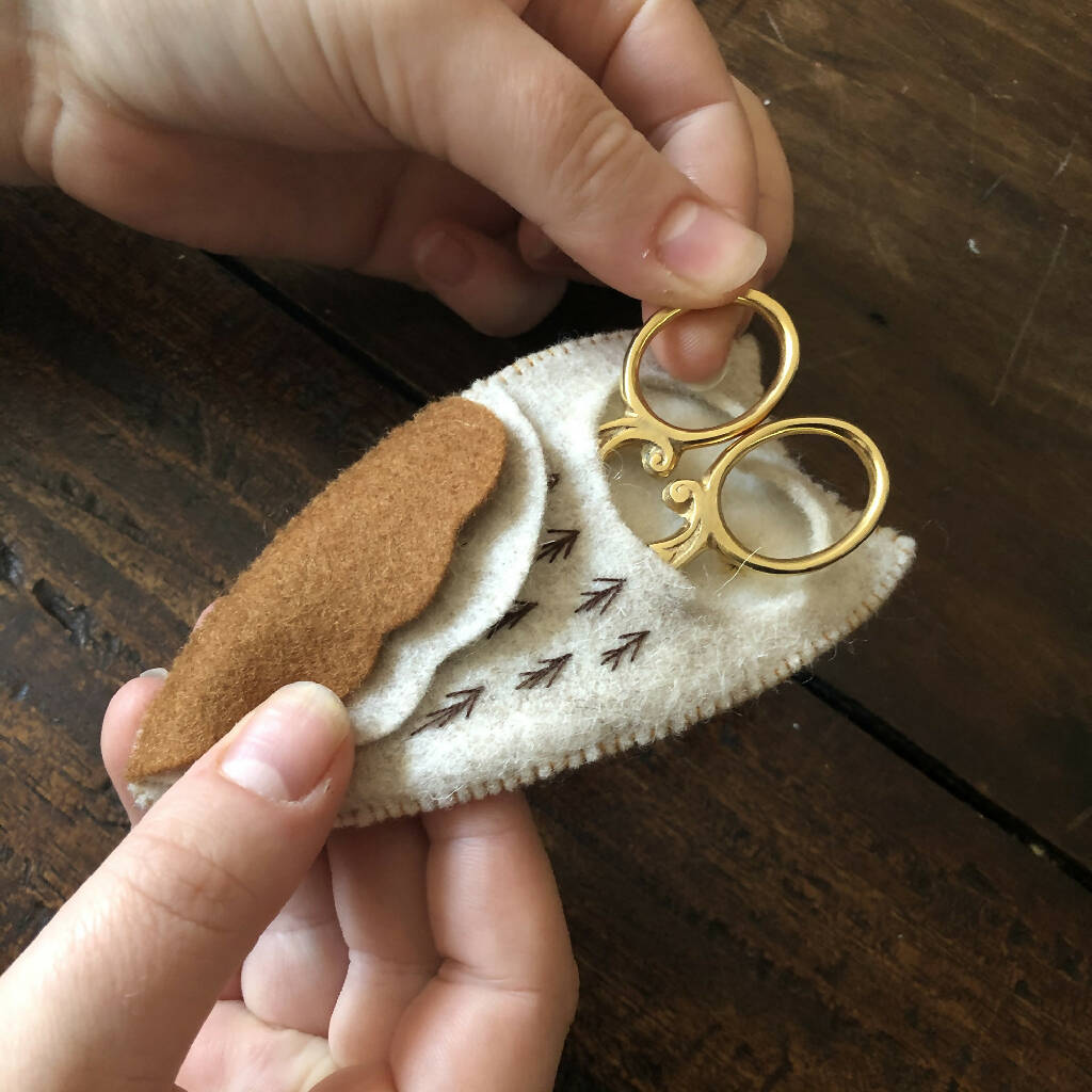 Owl Scissors Case Craft Kit (includes scissors)