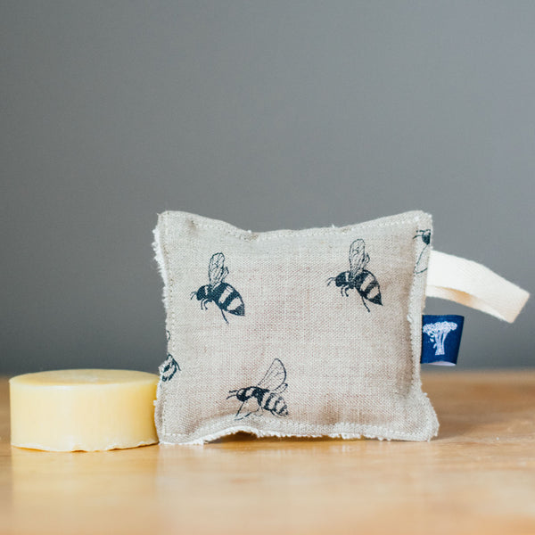 Bee Reusable Eco Sponge