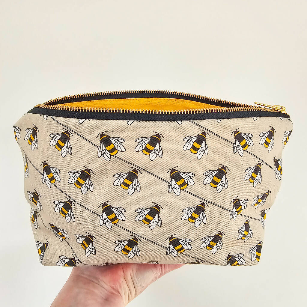 Bee Organic Cotton Zip Bag