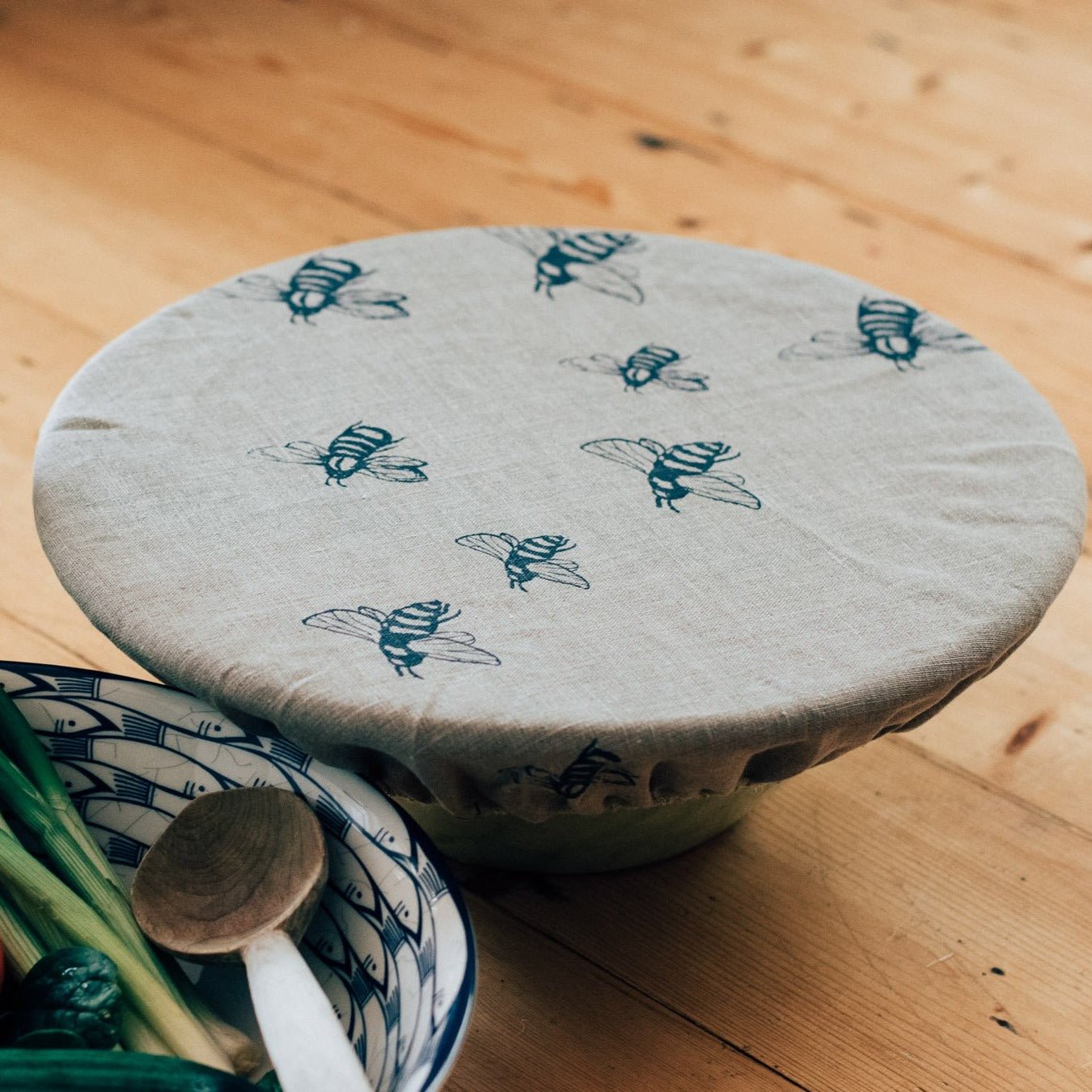 Reusable Bee Bowl Cover - Large Size