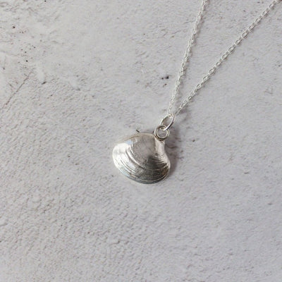 Silver Venus Clam Shell Necklace