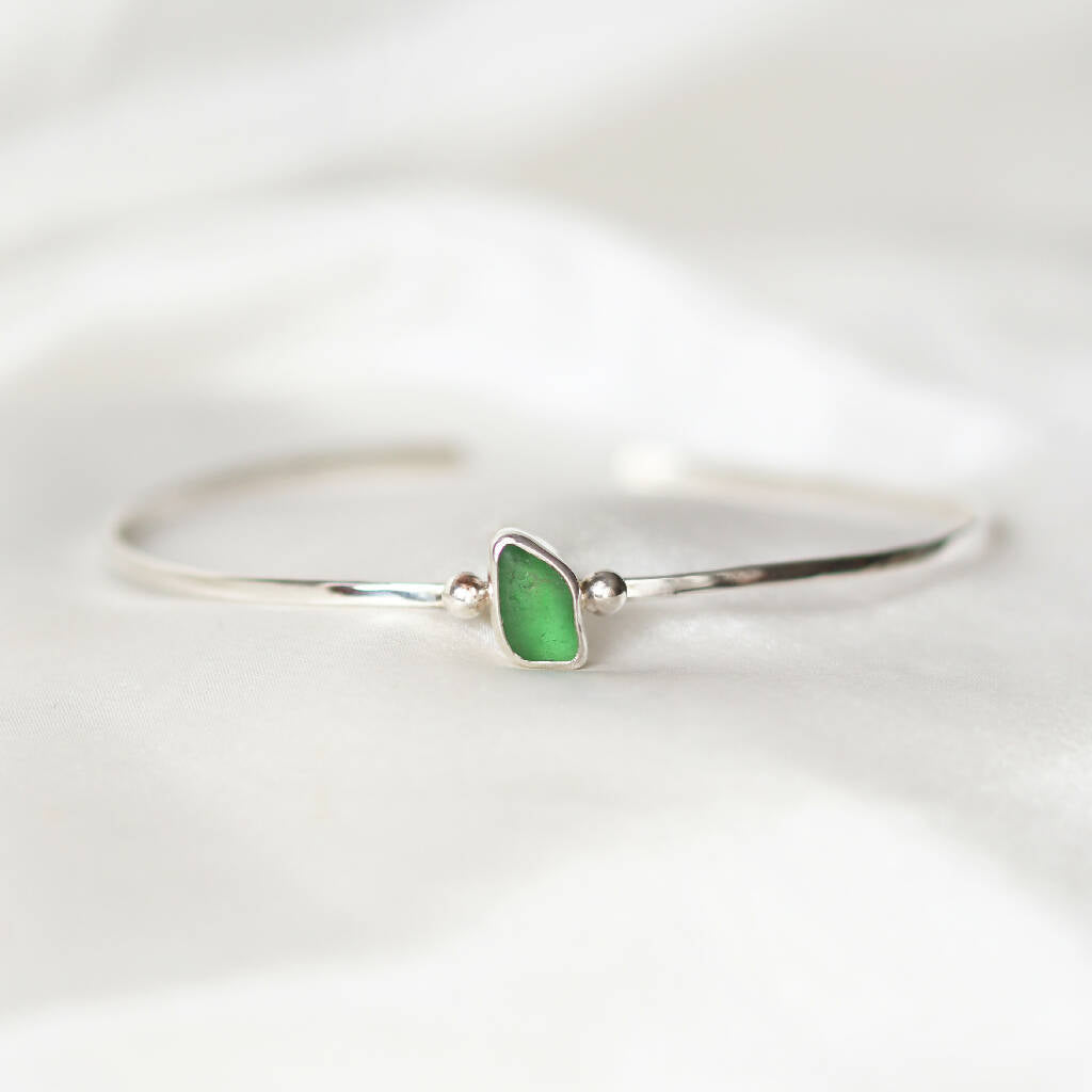 Lucy Sea Glass Bangle in Green