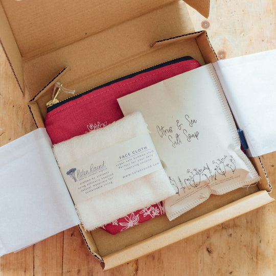 Linen Makeup Bag Gift Set