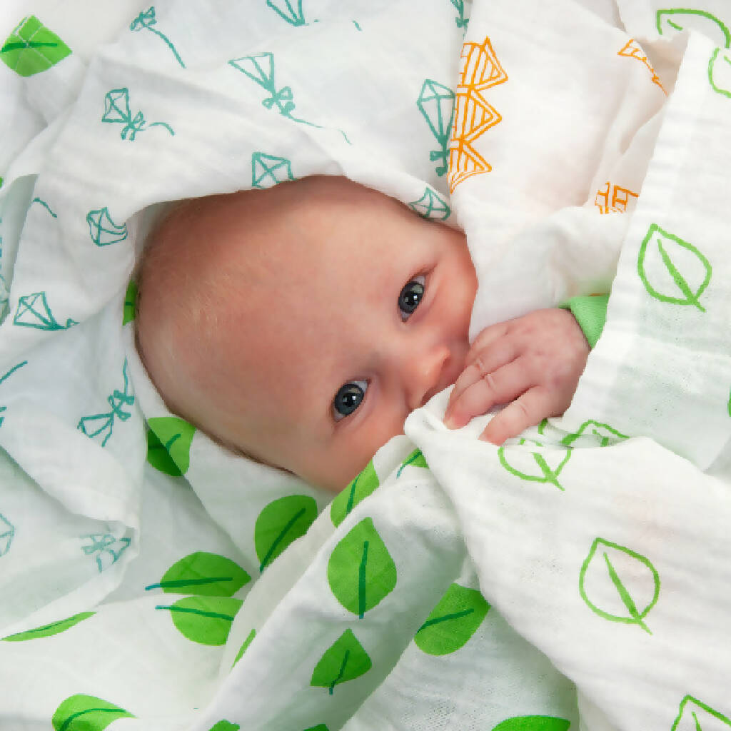 Leaf Outline print Muslin in 100% Organic Cotton