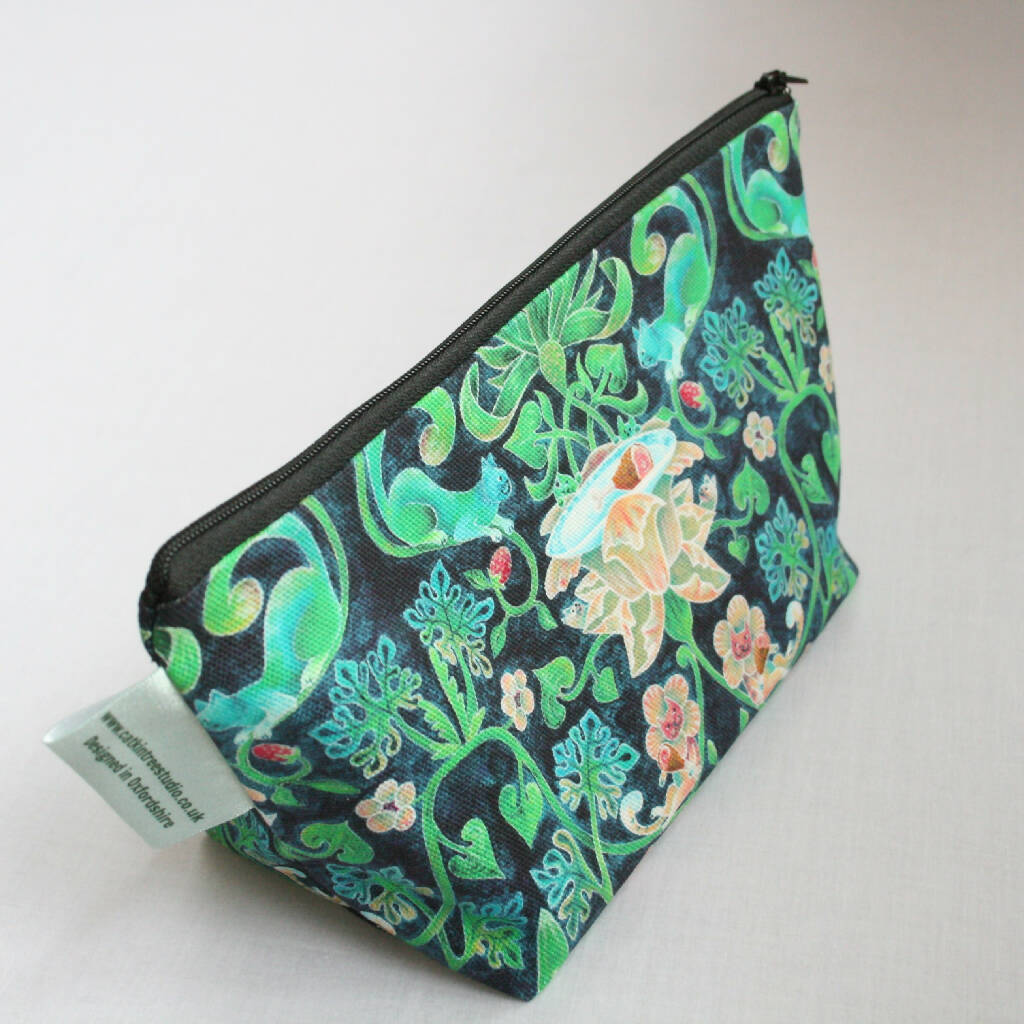 That Aint a Strawberry Thief zip pouch wash bag (6)