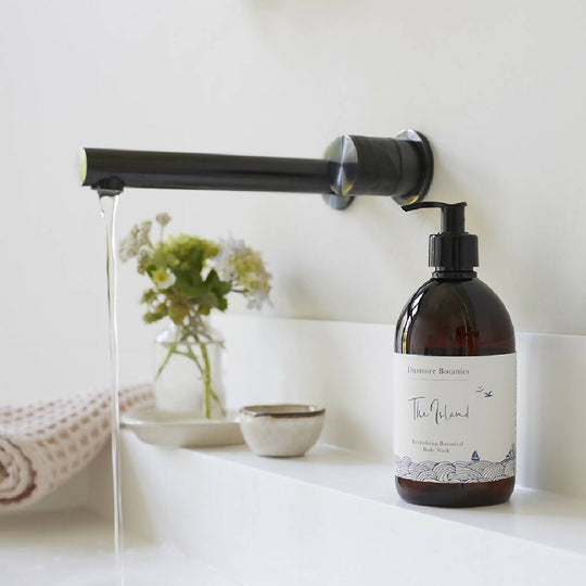 Revitalising Botanical Body Wash - The Island Fragrance 500ml