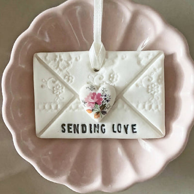 'Sending Love' Envelope Decoration