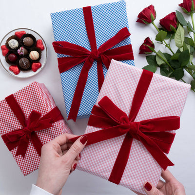 Luxury Reusable Gingham Fabric Gift Wrap with Velvet Ribbon Ties