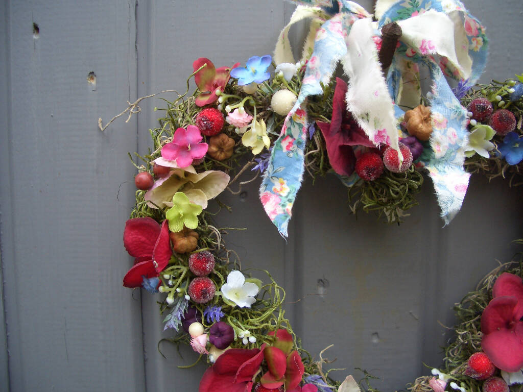 Spring/Summer Easter & Wedding Gift Heart Wreath