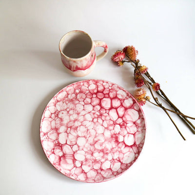 Stoneware Plate in Raspberry Bubble Design