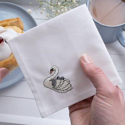 Swan cotton cocktail napkins lifestyle 3