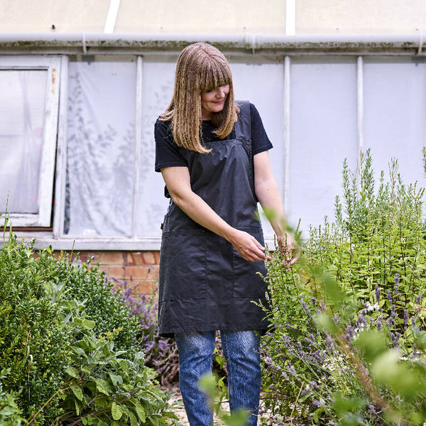 Craft Apron - Classic Waxed Cotton