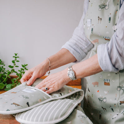 Country Farm Apron