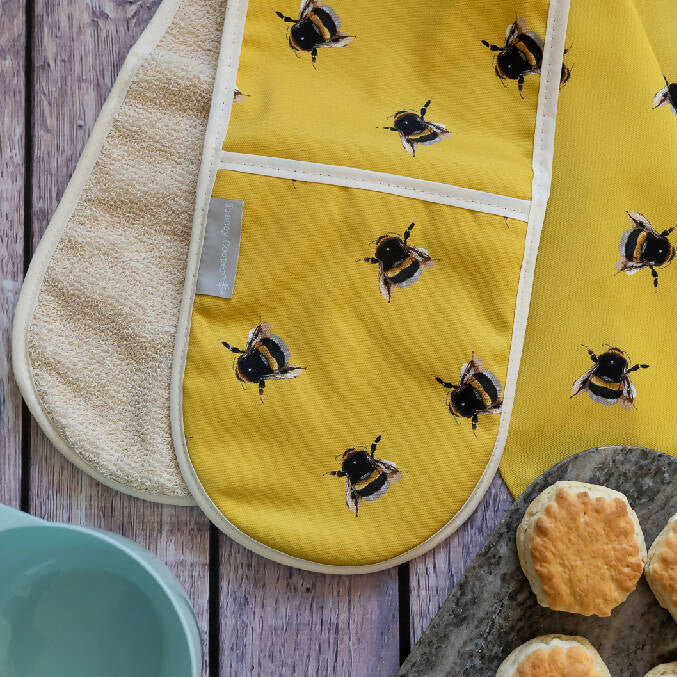 Bee Double Oven Glove in Yellow