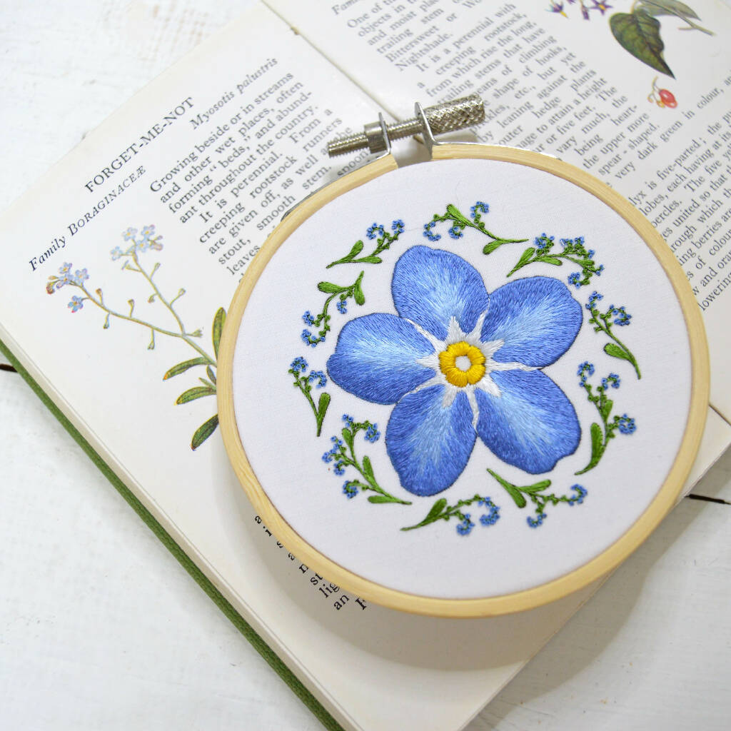 Forget-me-not Silk Shading Embroidery Kit